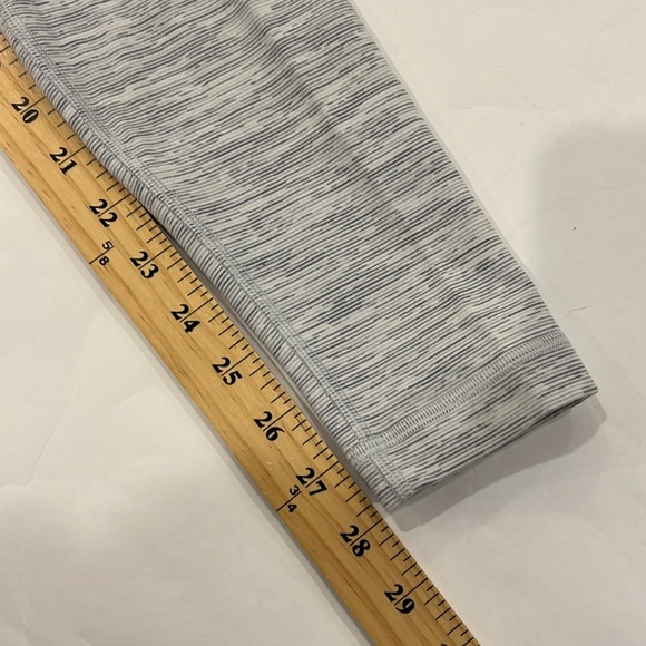Lululemon gray Wunder Under High Rise Legging size 4 - Picture 6 of 6